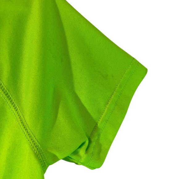Nike Girls Lime Green Heatgear Short Sleeve T Shirt Size 5 Gray Front Logo Gym - Picture 5 of 7